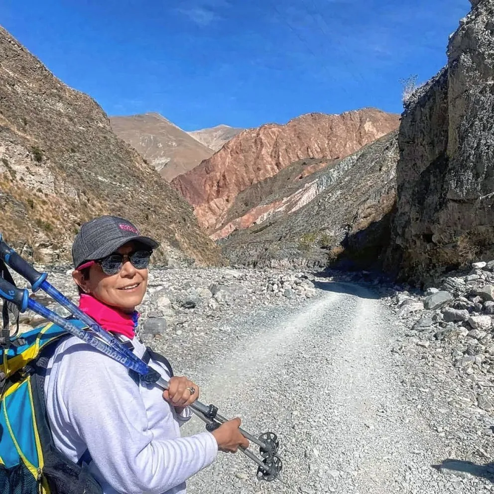 Quién era Jannet Palavecino, la montañista patagónica que murió en el avión que se estrelló en Nepal