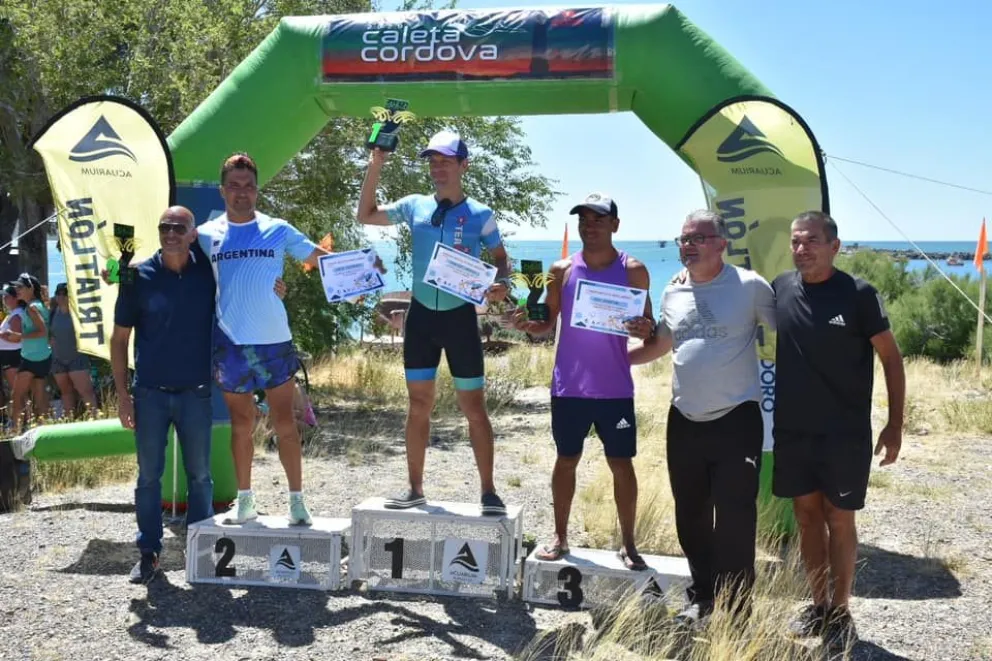 Se disputó la 3ra fecha del Campeonato Patagónico de Triatlón en Caleta Córdova