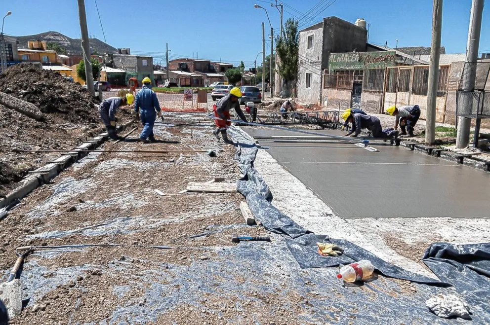 Ya se pavimentaron más de 500 cuadras en los distintos barrios de la ciudad