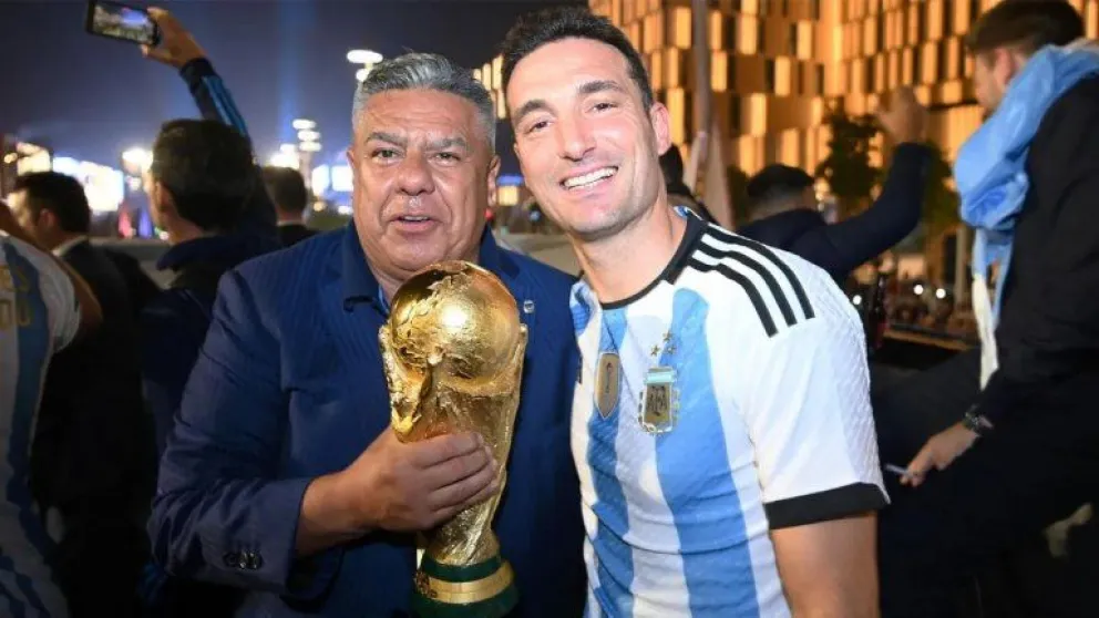 Chiqui Tapia, sobre la renovación de Scaloni: "Ni bien venga, firmará su contrato"