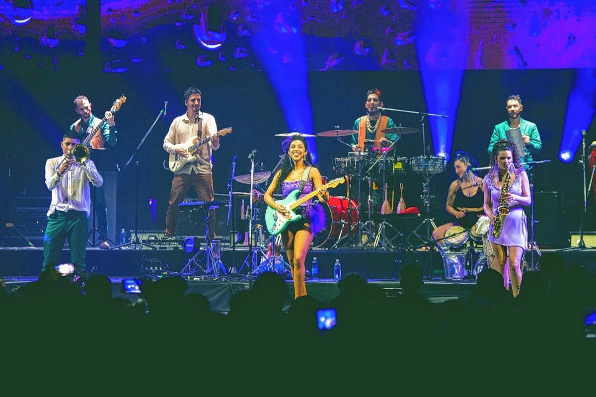 La Delio Valdez, orquesta espectáculo