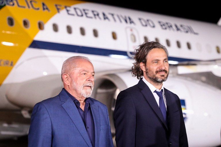 Lula arribó al país para reunirse con Alberto Fernández y participar de la cumbre de la CELAC