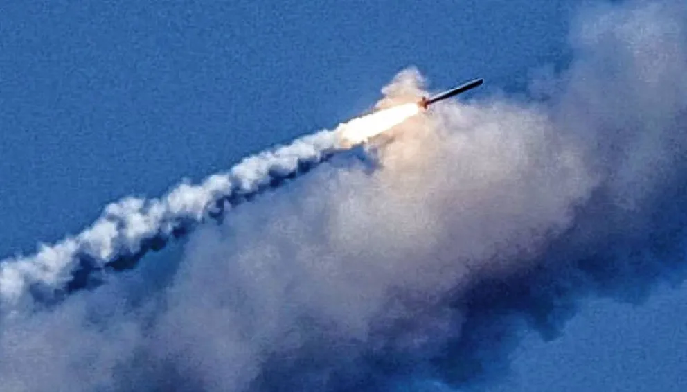 Rusia lanza ataques aéreos en Ucrania tras la promesa de tanques de Alemania y Estados Unidos