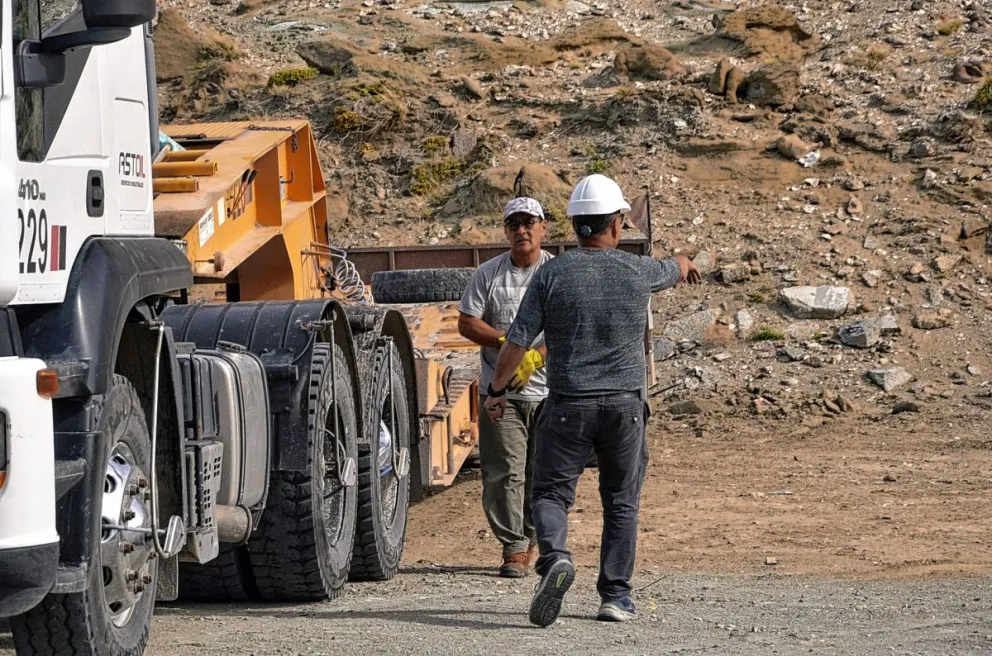 Comenzaron los trabajos previos a las micro explosiones sobre el Chenque