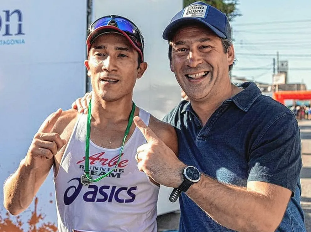 Corrida: “Es una felicidad enorme ver a la ciudad vestida  de deporte y con un chubutense en lo más alto”, dijo Luque