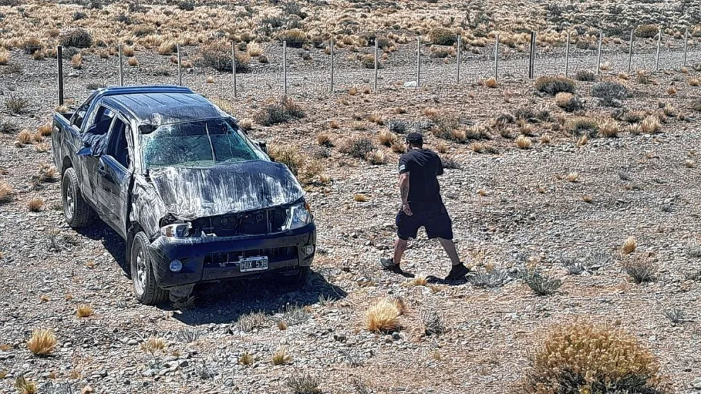 Familia salvada de milagro tras vuelco en la ruta 40 camino a Gobernador Costa