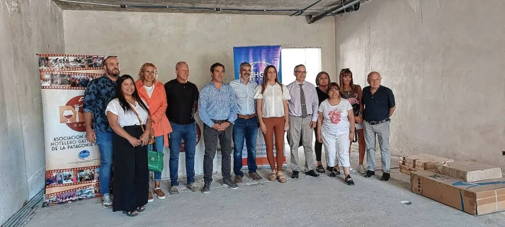 Luque visitó la obra de lo que será la sede de la AEHGPC