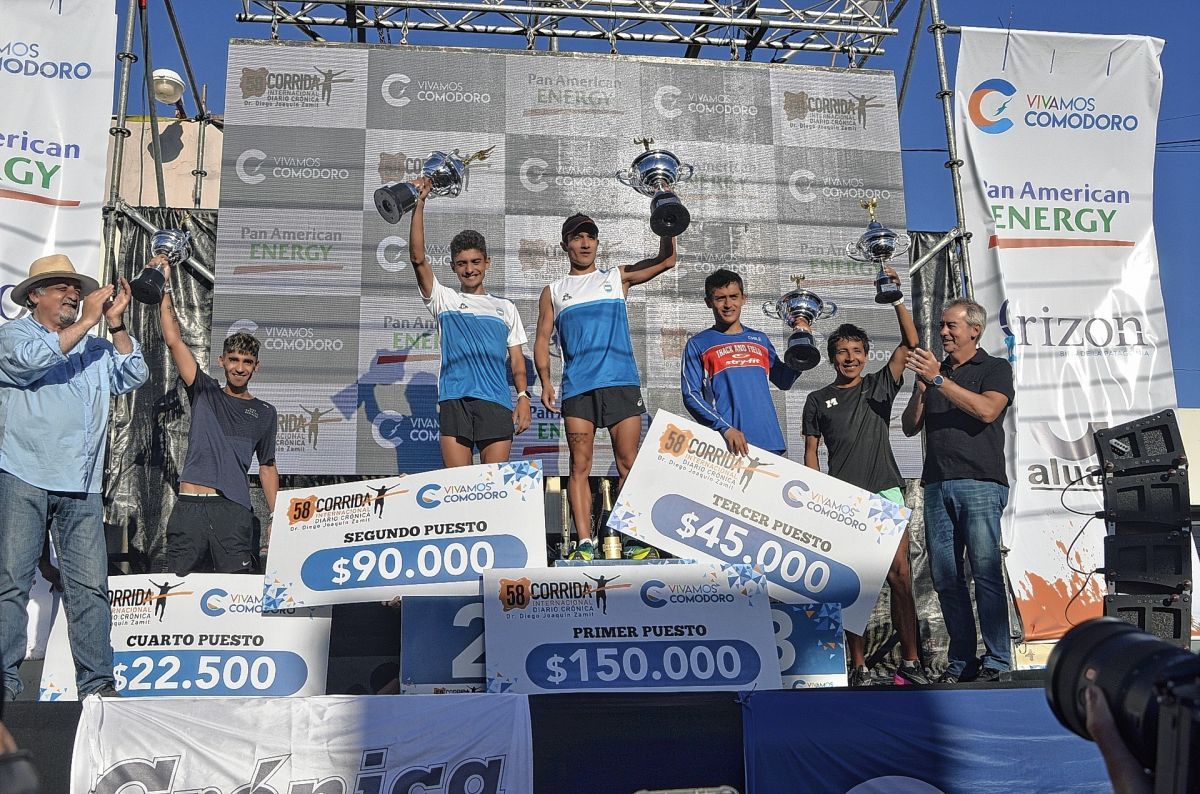 Nos despedimos de la Corrida Diario Crónica con un: “hasta pronto atletas”