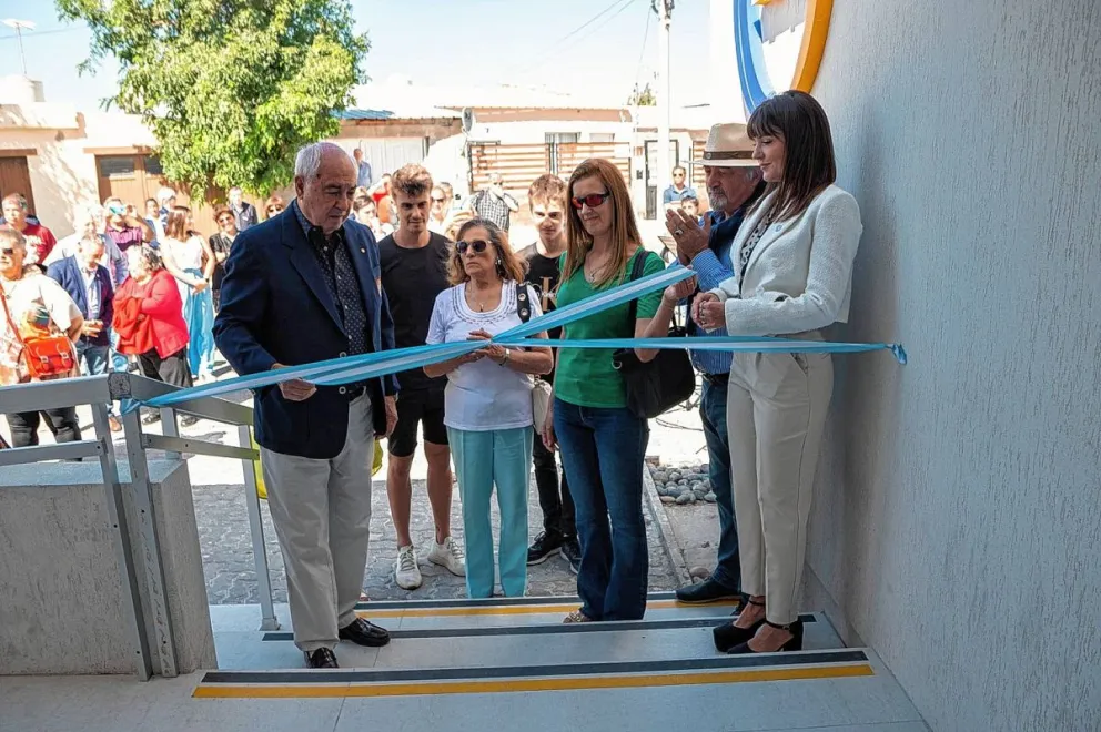 La SCPL inauguró la nueva sede comercial en Km. 8 y reabrió la sala velatoria