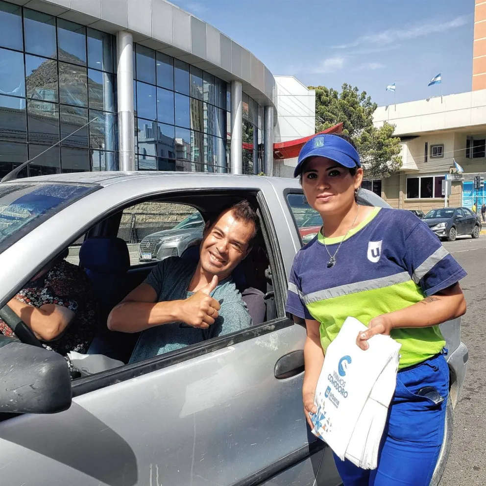 Urbana y la Municipalidad entregaron más de 600 bolsas a conductores