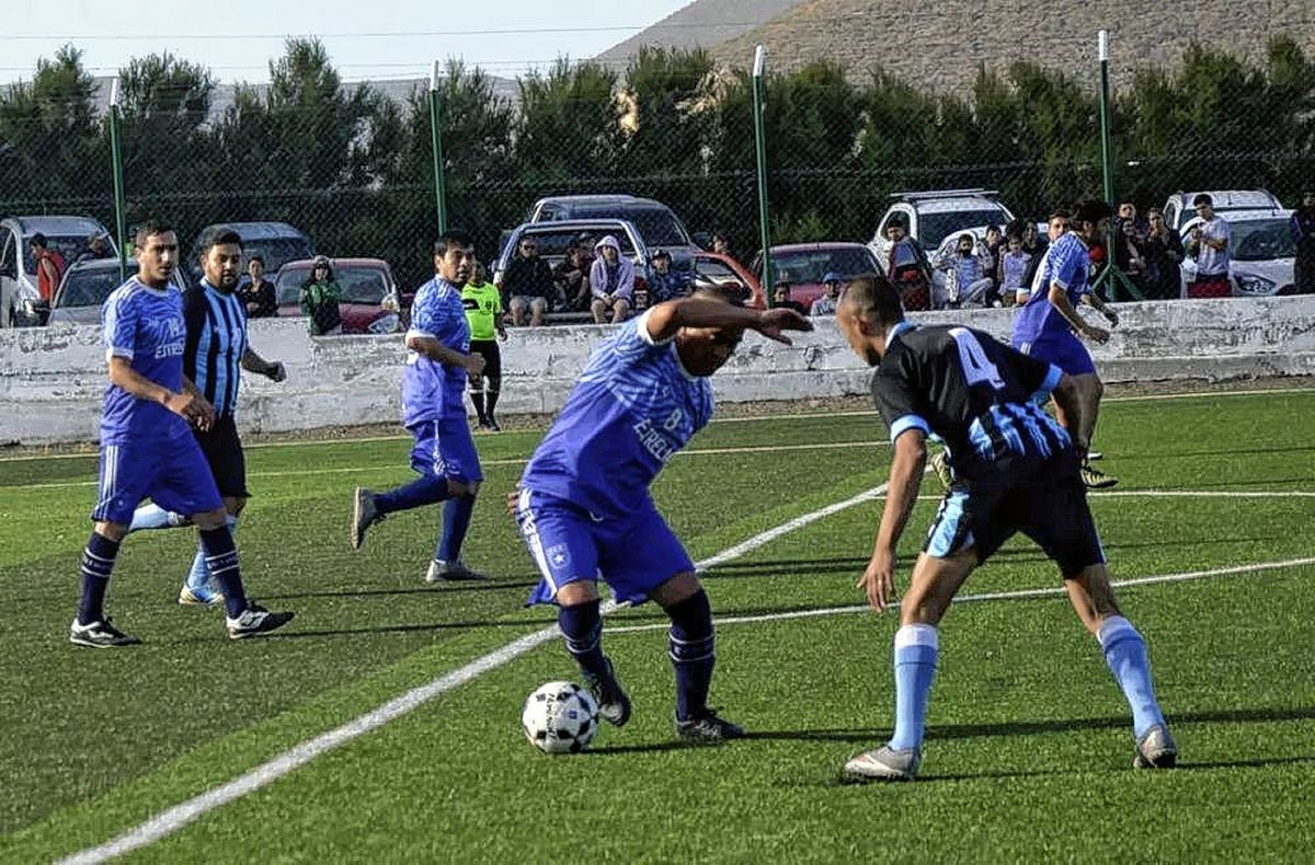 El fútbol de veteranos se acomoda para marzo