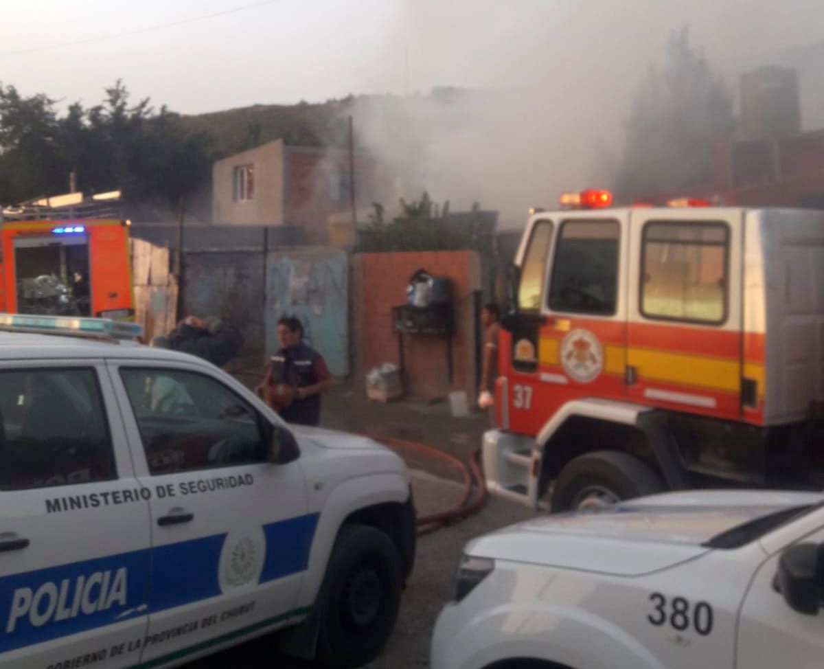 Se incendió totalmente una vivienda en Zona de Quintas 1