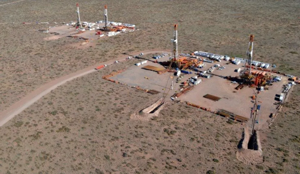 Vaca Muerta: Massa anunció la inauguración de un oleoducto entre Neuquén y Río Negro