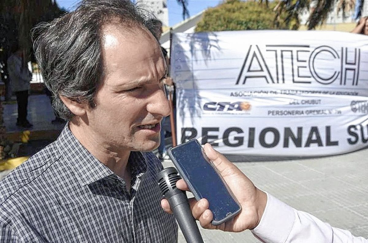 Paritaria docente: ATECh recién definirá su posición tras sus asambleas escolares