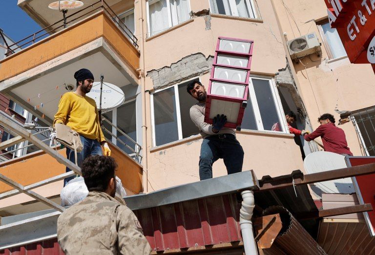 Rescataron a una adolescente entre los escombros en Turquía 10 días después del terremoto