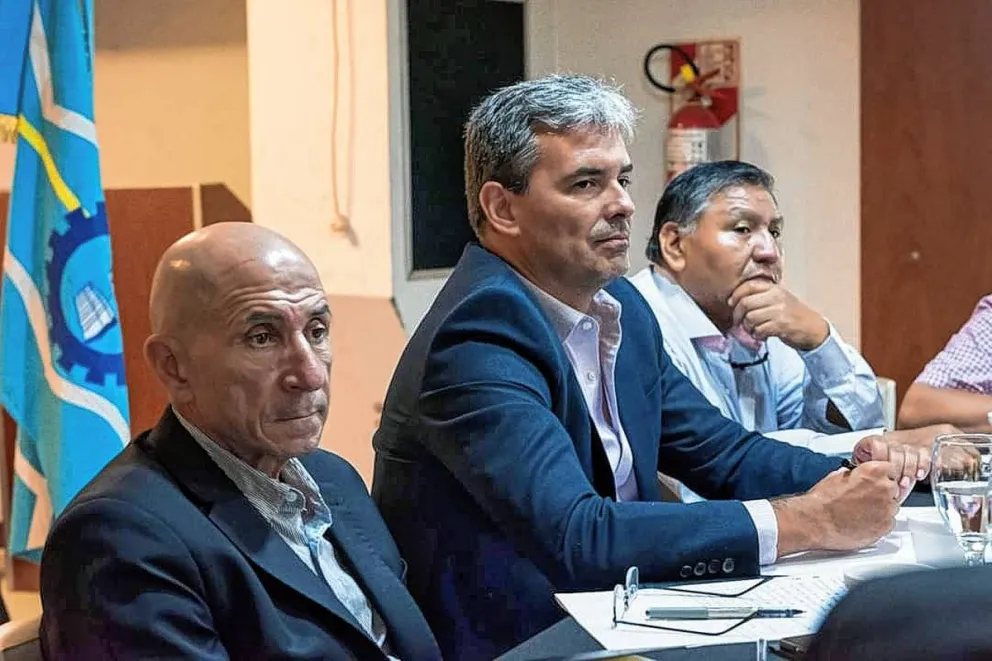 Llugdar: “Buscamos una mesa donde se puedan tomar decisiones concretas”