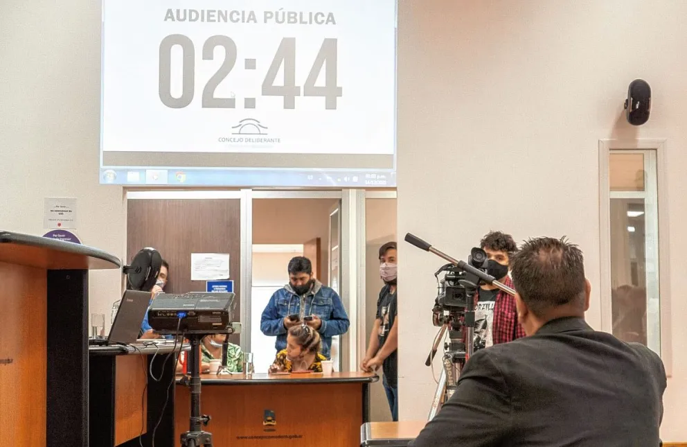 Se anotaron más de 100 personas para participar este sábado en la Audiencia Pública