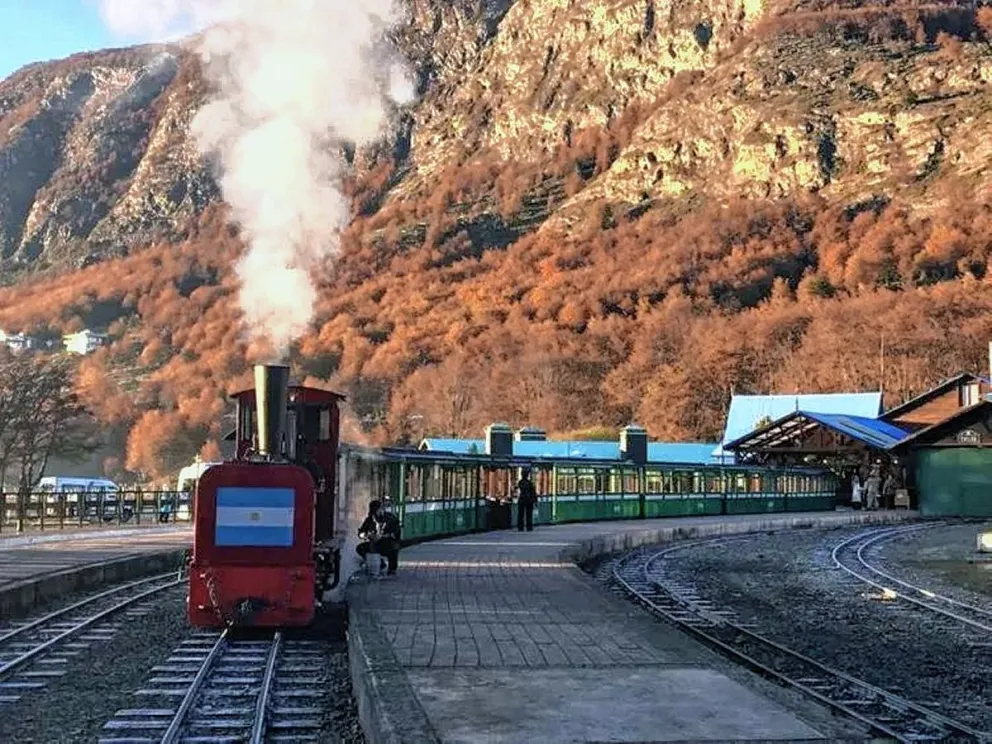 La FECh solicita a Massa incluir al Tren Austral en la Reparación Histórica a los ferrocarriles
