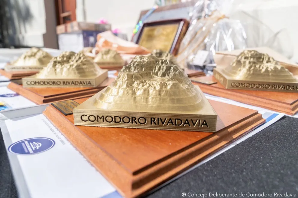 Los concejales entregaron la Mención Honorífica Cerro Chenque a ciudadanos destacados