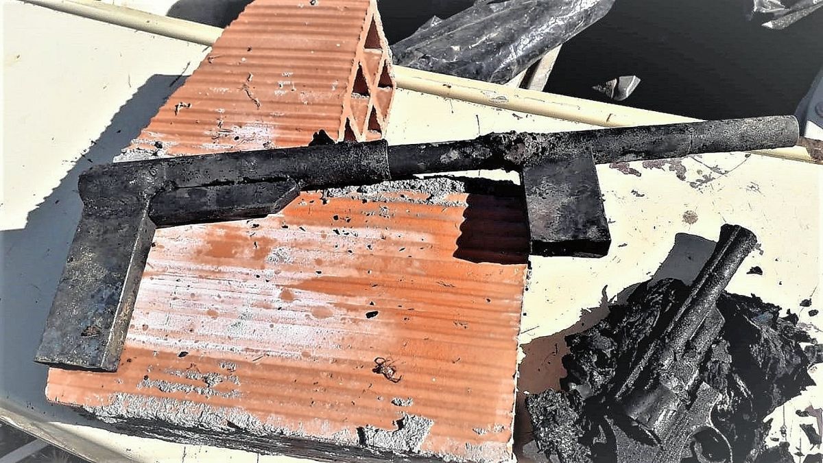Trelew: Hallaron dos armas ilegales en una casa a medio construir en un asentamiento ilegal