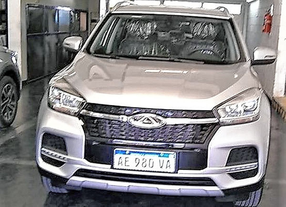 Asaltan a un hombre en su casa y le roban el auto tras golpearlo ferozmente y encerrarlo en el baño
