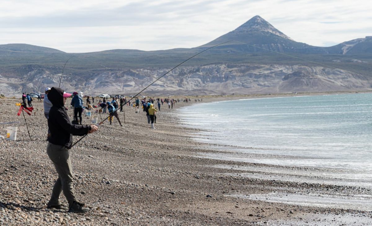 Más de un centenar de mujeres participaron del Primer Torneo de Pesca “Día de la Mujer”