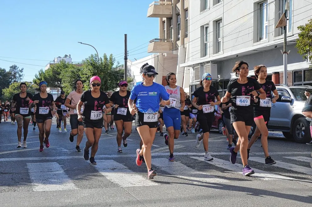 Se realiza la Carrera de la Mujer