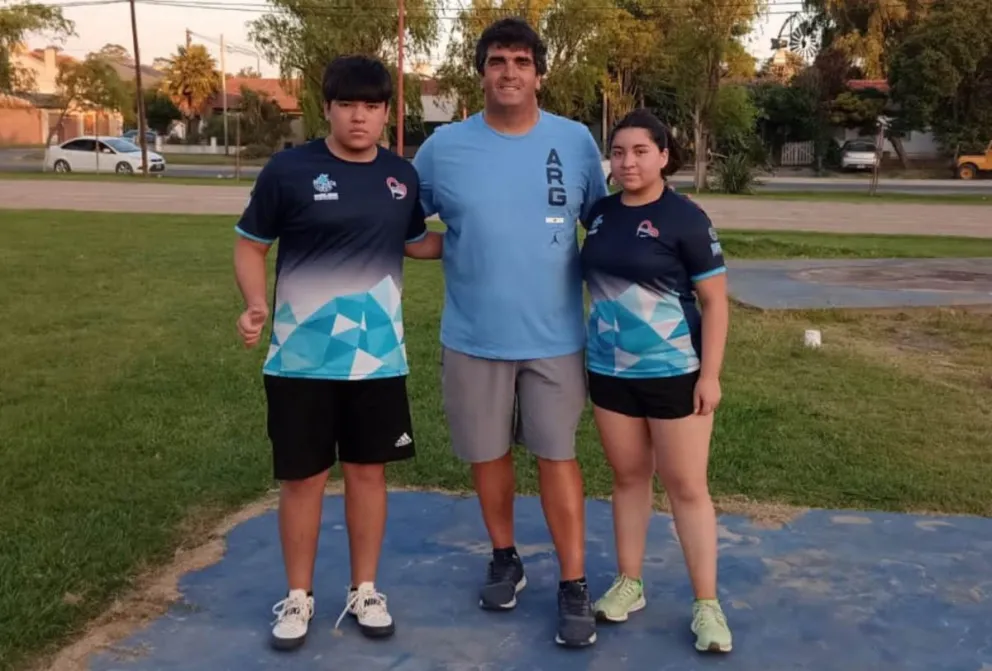 Atletas de Cañadón Seco asistieron a un campus en Azul