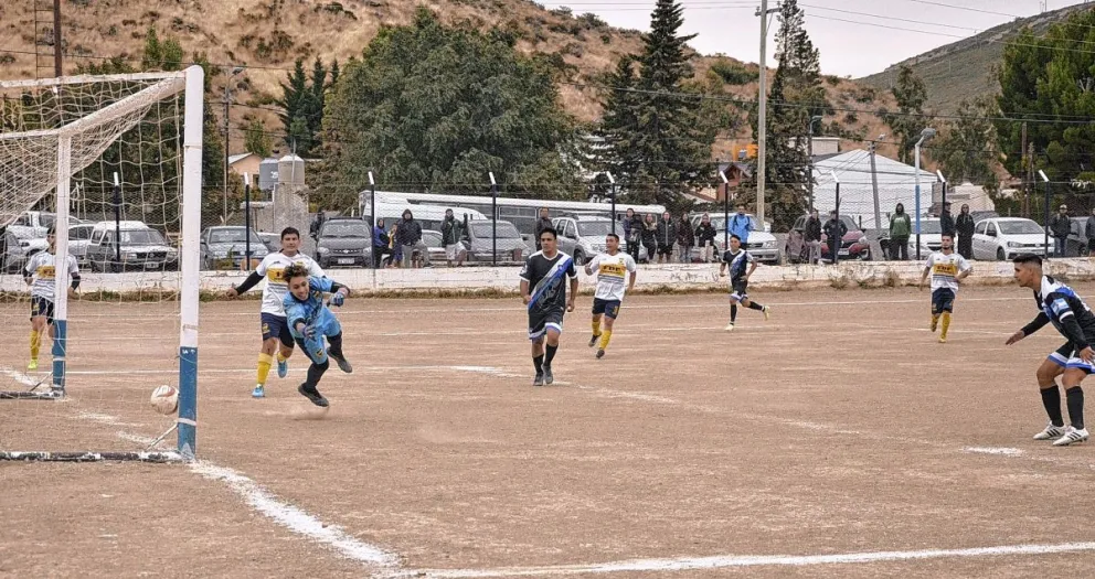 General Saavedra sufrió pero se llevó el clásico