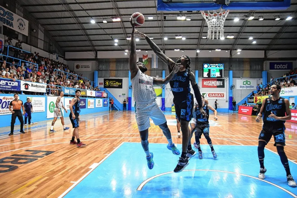 Gimnasia ganó el tercer juego seguido de visitante