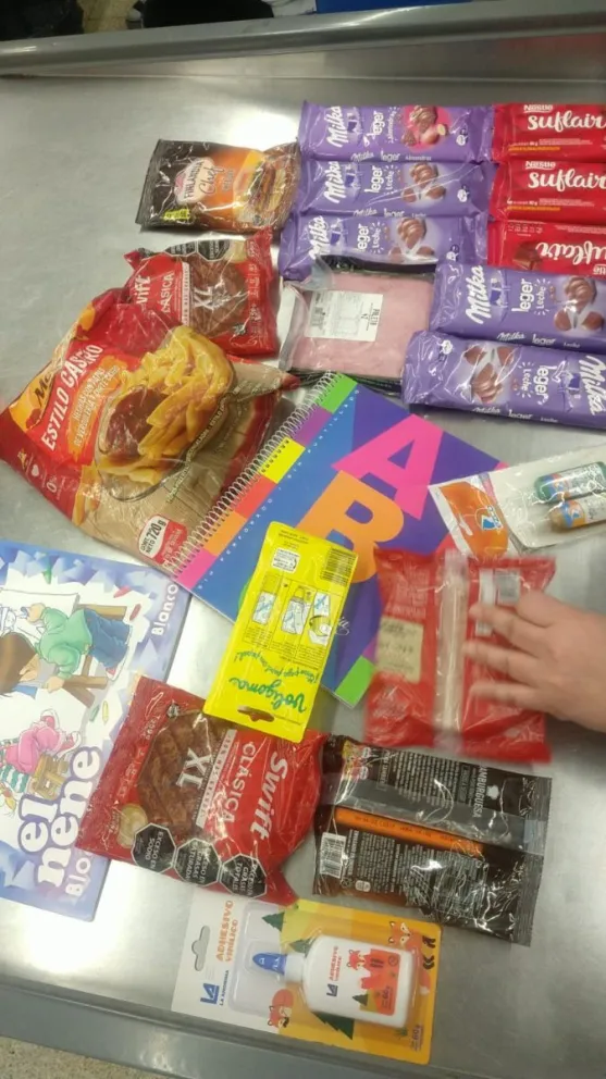 Quiso sustraer varios elementos de un supermercado y lo atraparon in fraganti