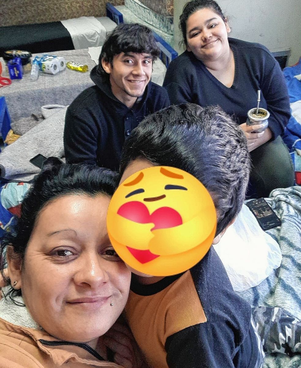 Fue adjudicada del IPV, la echaron de su casa con un hijo discapacitado y espera respuestas de la Justicia