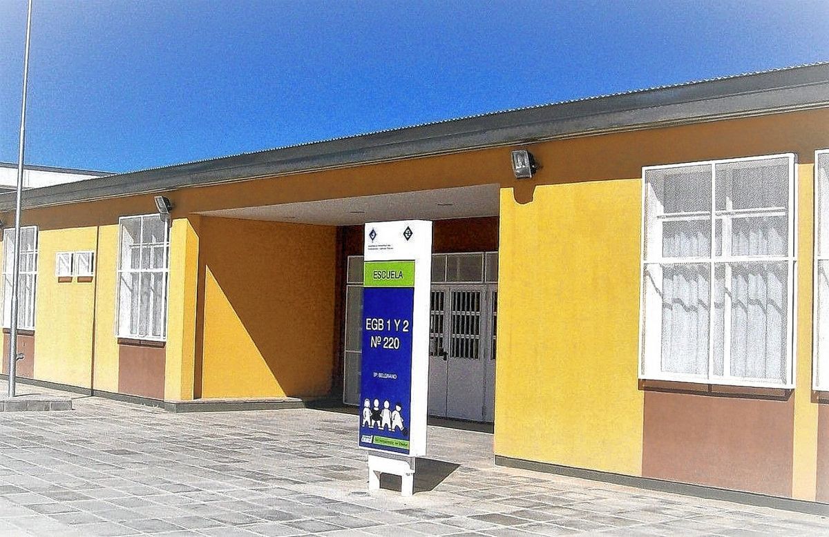 Robaron caja fuerte con más de 200.000 pesos de una escuela de Trelew