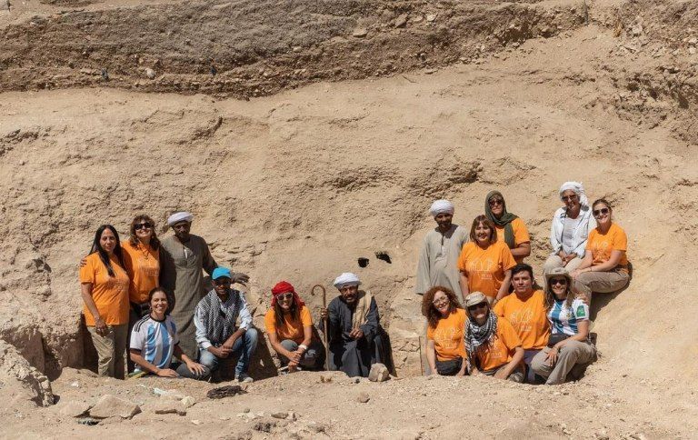 Arqueólogas argentinas realizaron importantes descubrimientos en una tumba egipcia