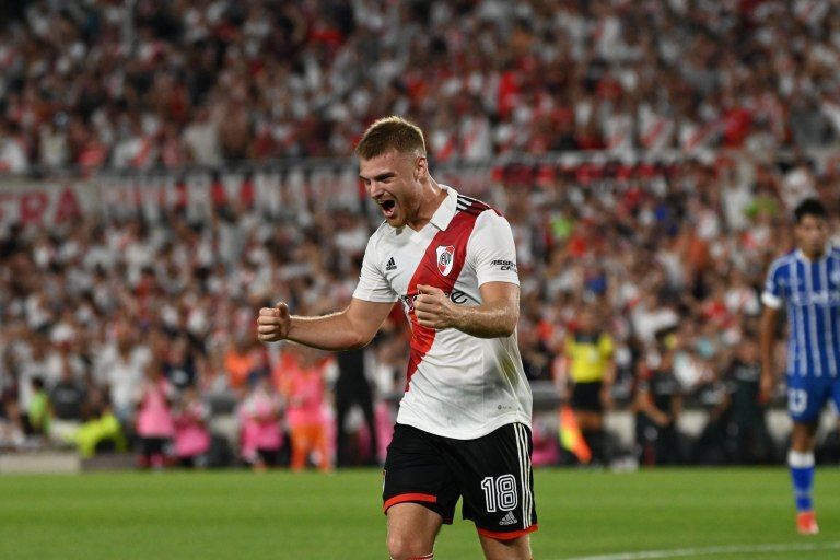 River goleó a Godoy Cruz y es el único escolta del campeonato