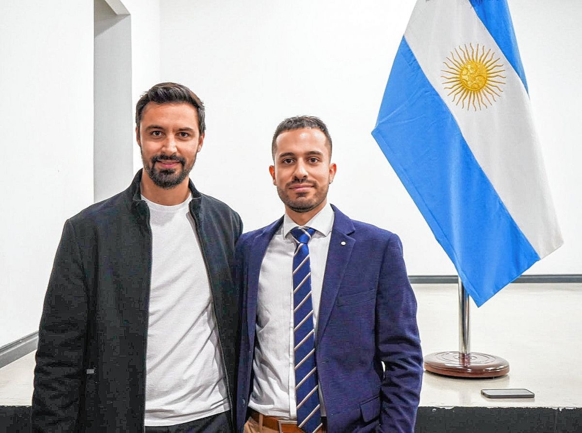 Autoridades de Santa Cruz estuvieron presentes en la asunción de funcionarios en Deseado