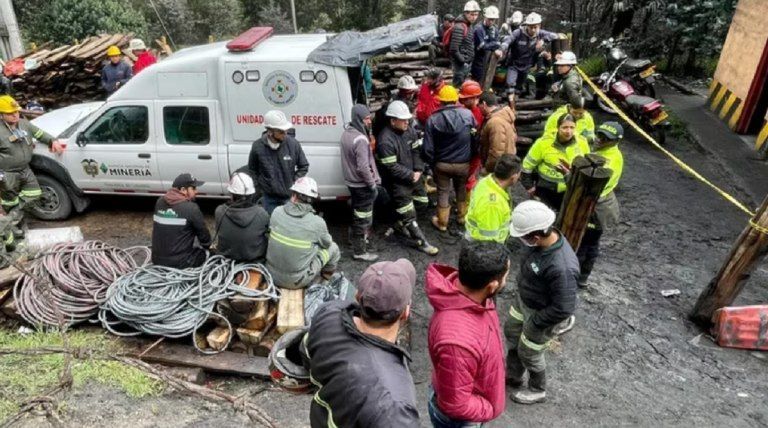 Explosión de una mina en Colombia: hay al menos 11 muertos y buscan a 10 desaparecidos