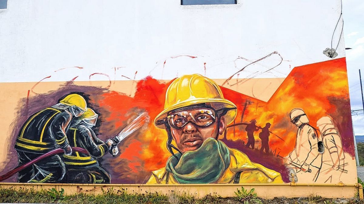 Murales que homenajean a héroes e ídolos argentinos