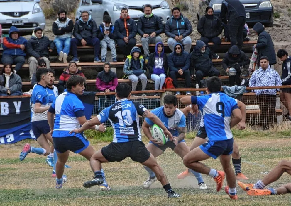 Calafate y Chenque a semifinales
