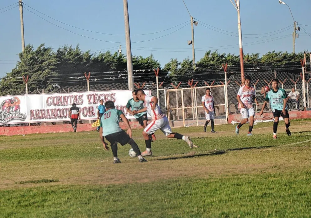 Huracán no pudo con Portugués