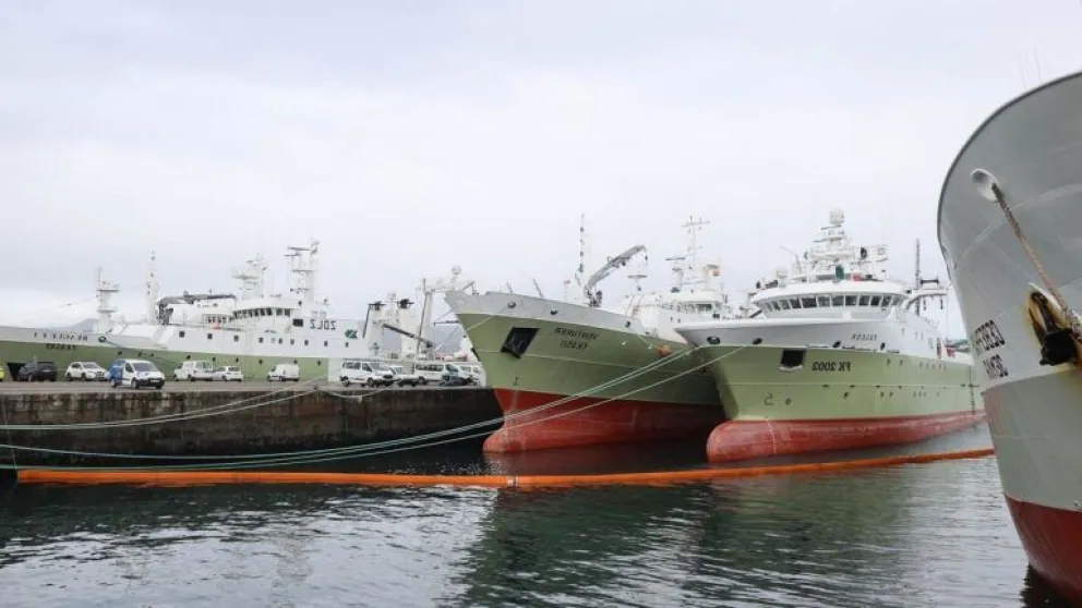 Los Estados chino, español y británico se hacen de la pesca argentina