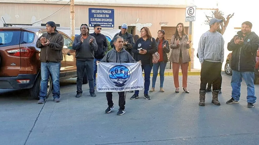 Se realizó una manifestación en reclamo por el estado actual de la Dirección de Discapacidad