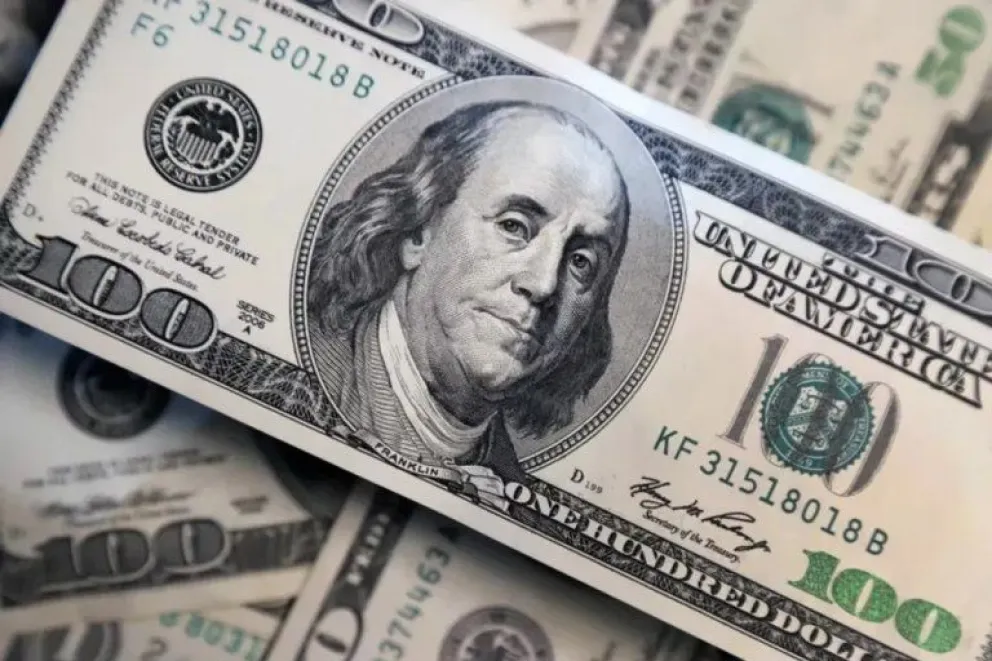 Imparable suba del dólar blue a medida que se acercan las elecciones