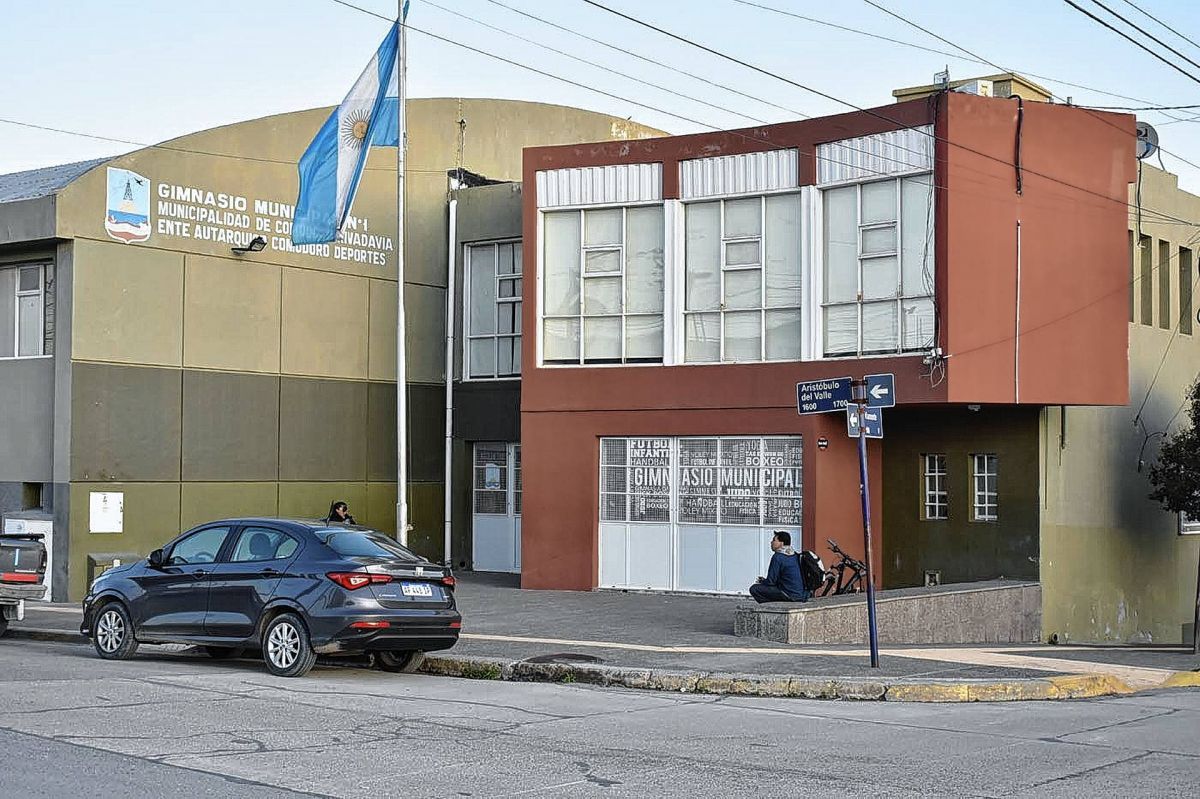 Actividades sistemáticas deportivas municipales en el Gimnasio Nº1