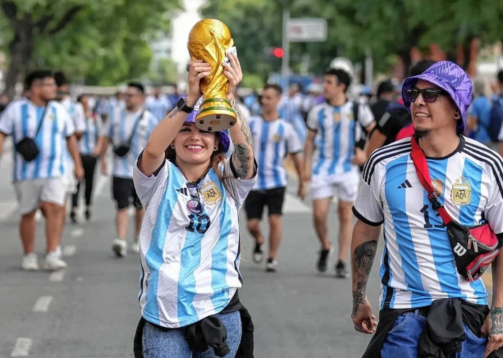 Revolución Monumental: una multitud celebra la conquista de la Copa del Mundo