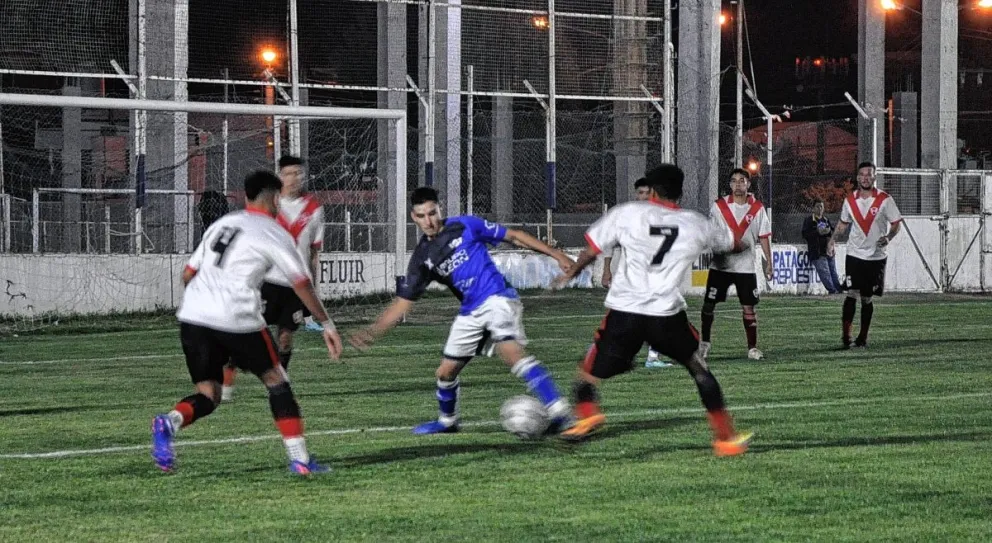 Franco “Domingol” le dio la punta a Newbery