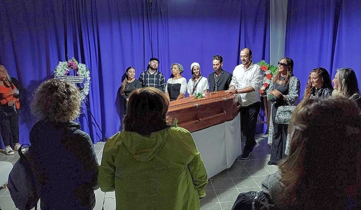 Vuelve “Funeral”, la obra de teatro itinerante en la que los espectadores son parte