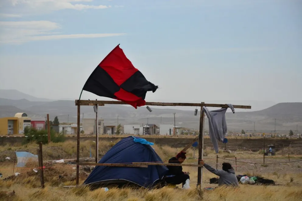 La ocupación en Palazzo se extendió hasta el barrio Standard Norte