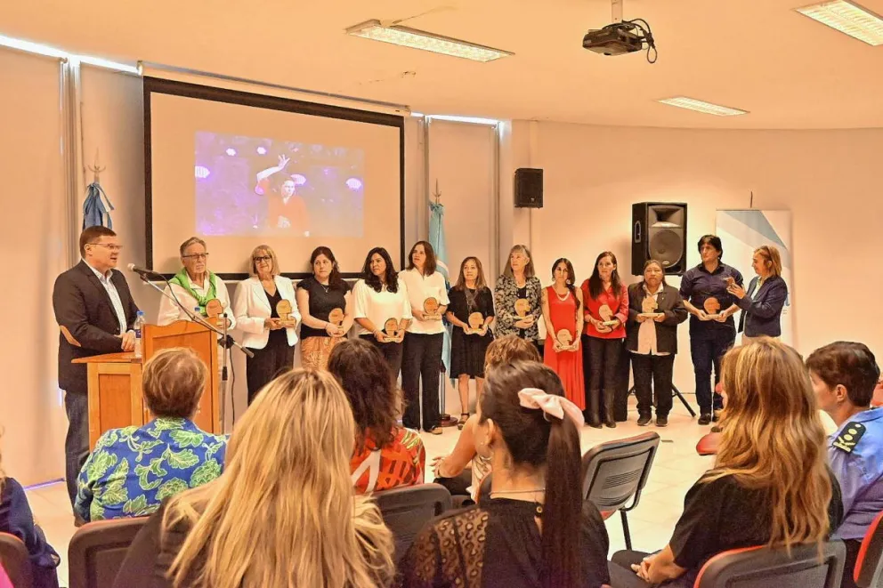 El Gobierno del Chubut distinguió a mujeres de la Ciencia y la Cultura provincial