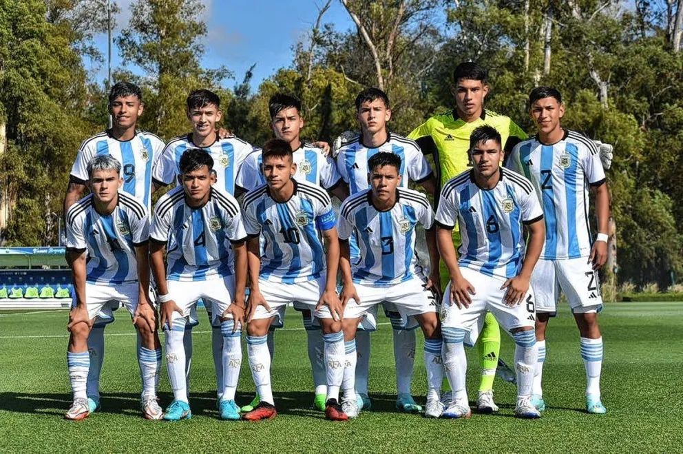 La Selección argentina Sub 17, con Ian Subiabre, en Ecuador